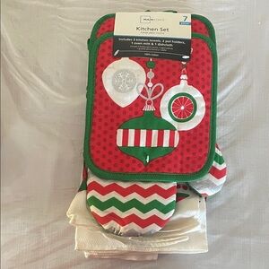 Mainstays Holiday Kitchen Set with Red and Green Accents